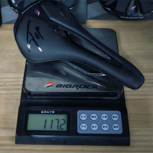 BiGROCK  TOP Pro Light Weight 117g Carbon Saddle - Image 4