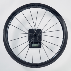 NO.6 45/50 UD SUPERLIGHT CARBON SPOKE DISC WHEELSET - Image 5